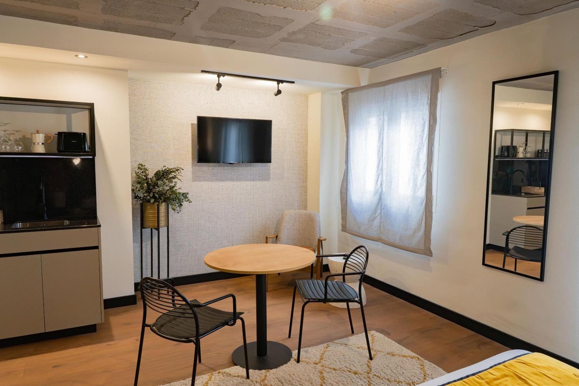 Bubu Apartments By Charming Stay Malaga Luaran gambar